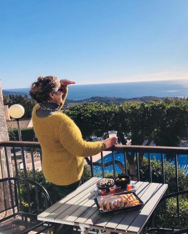 Studio Pool House Vue Mer Panoramique Amazing Sea View Wifi Linge Linen Inclut Aircondition La Croix-Valmer Exterior photo